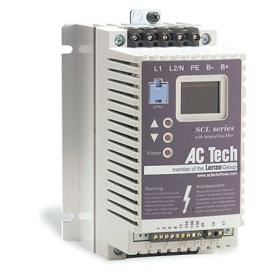 Перетворювач частоти SCM/SCL, Lenze